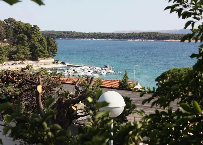 Double Banjol 5077b Rab Town